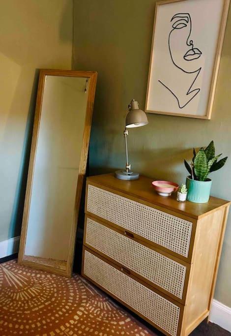 אדינבורו Large 2 Bedroom, Ground Floor Flat, Close To City מראה חיצוני תמונה